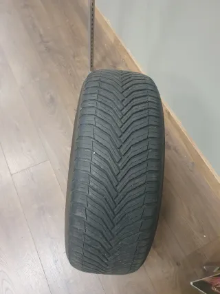 2 Neumaticos Michelin Crossclimate 225 55 R17