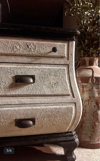 Comodino vintage restaurato Gustavi Ana