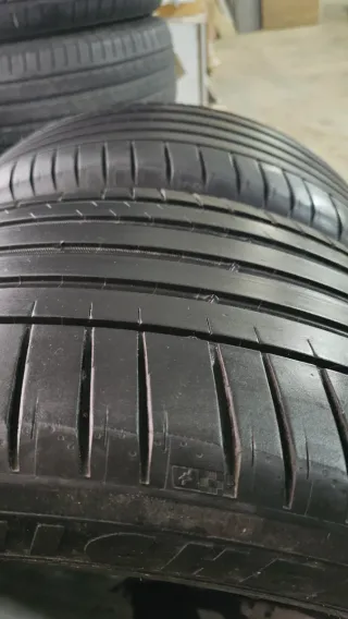 Neumáticos 285 40 R22 Michelin