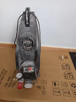 Compresor de aire Mercure 97 dB