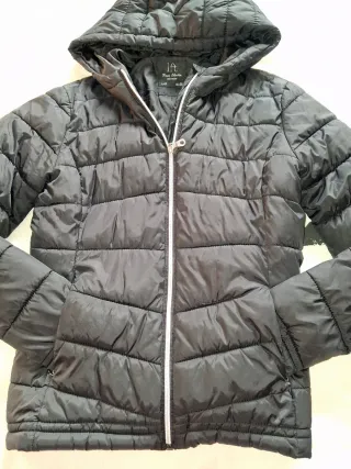 Casaco Acolchoado Preto com Capuz M