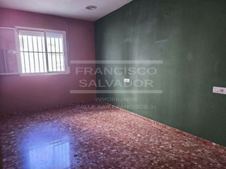 Piso en venta en Lucena