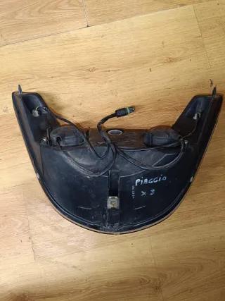 Faro Piaggio X8 perfecto estado 2004- 2006