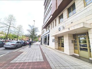 Oficina en venta en Ermitagaña - Mendebaldea en Pamplona