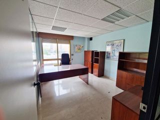 Oficina en venta en Ermitagaña - Mendebaldea en Pamplona