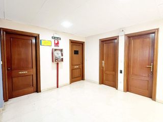 Oficina en venta en Ermitagaña - Mendebaldea en Pamplona