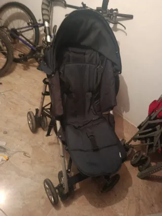 Carro de bebé y maxicosi