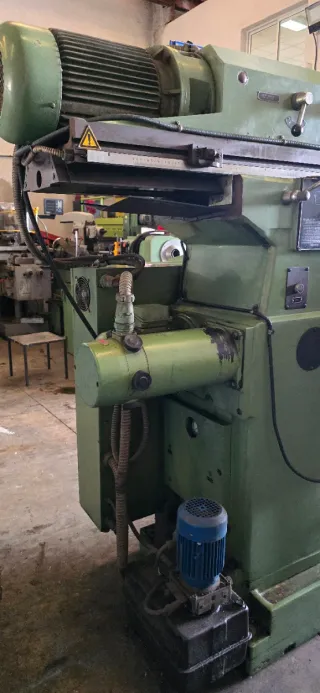 Fresadora Morkaiko Convencional