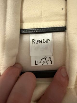 Sudadera Ripndip Beige Alice in Wonderland