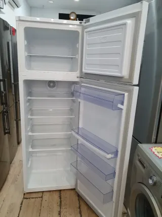 Nevera Beko con garantía y transporte