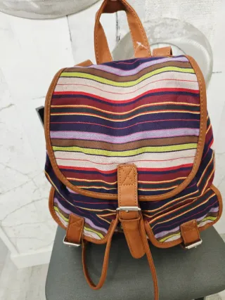 Mochila rayas multicolor marron nueva