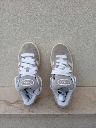 Adidas Campus Gris Talla 39 1/3