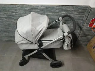 Carricoche Bebe Bonarelli con Silla de Coche