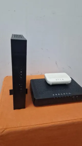 2 Routers Livebox 6 Plus