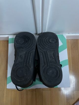 Nike Air Force 1 Mid Negras Talla 39