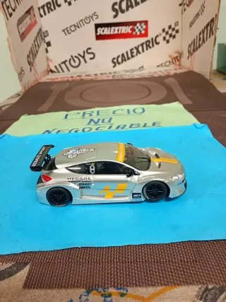 Scalextric Renault Sport Megane Trophy con luces