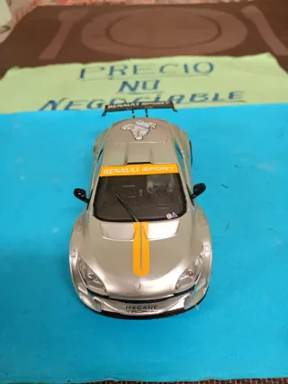 Scalextric Renault Sport Megane Trophy con luces