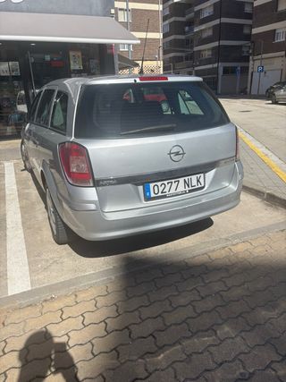 Opel Astra 2010
