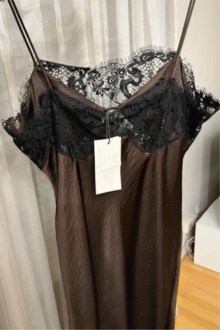 Abito Zara con pizzo nero