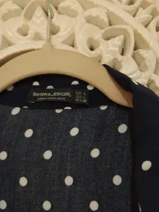 Camisa lunares Bershka azul marino Talla L