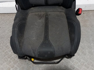 ASIENTO DELANTERO DERECHO PEUGEOT 3008 HN05 S / R