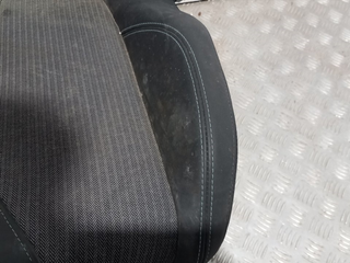 ASIENTO DELANTERO DERECHO PEUGEOT 3008 HN05 S / R
