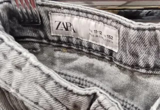 Pantalón vaquero Zara