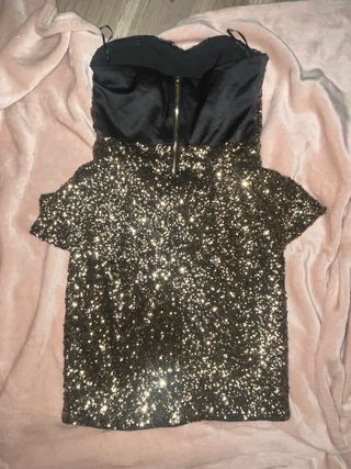 Vestido dorado lentejuelas años 2000