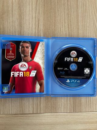 Pacchetto 2 giochi PS4: FIFA 18 + NBA 2K18