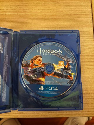 Pack 3 juegos PS4: FIFA 18 + NBA 2K18 + Horizon