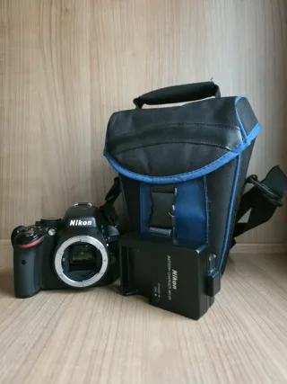 Nikon D5100 Cámara DSLR Pantalla Articulada