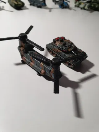 Micro Machines: Elicotteri e Carri Armati