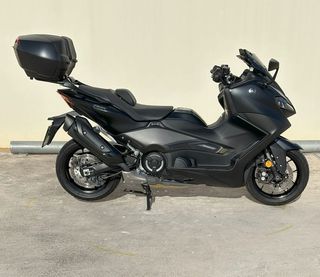 Yamaha Tmax 560 2022