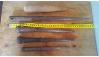 Pasadores para hacer costuras.