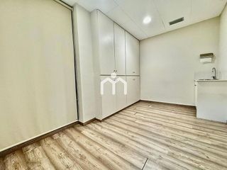 Local comercial en alquiler en Centre en Badalona