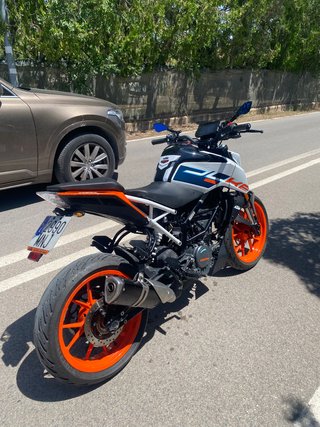 KTM Duke 125