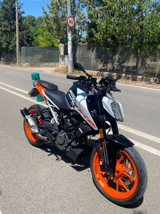 KTM Duke 125