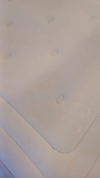 Colchón 1.50 + Somier + Cabecero