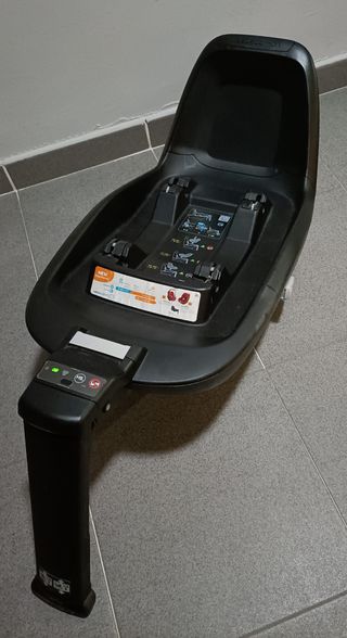 Silla de coche nido Bebeconfort con base