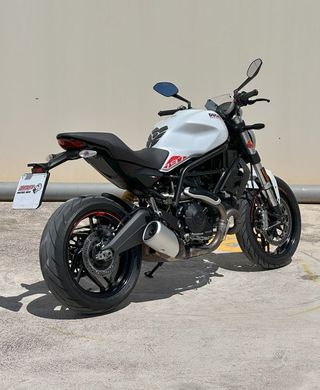Ducati Monster 797 2021