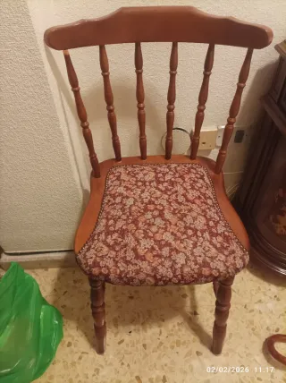 Sillas vintage madera y tela