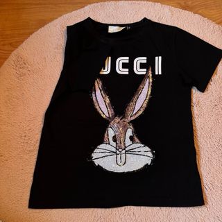 Camiseta Gucc Conejo Lentejuelas Negra.