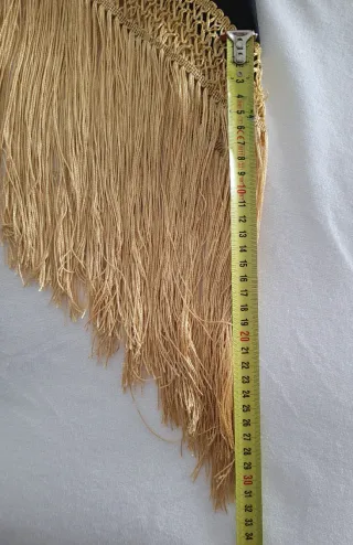 MONTÓN FLAMENCA GRANDE NEGRO Y DORADO.