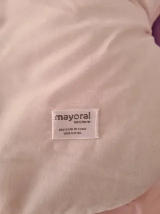 Saco Mayoral rosa muy nuevo,usado muy poco