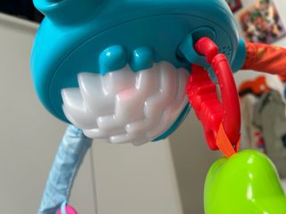 Gimnasio Alfombra Bebé con Arcos y Juguetes