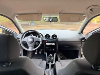 SEAT Ibiza 2005