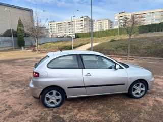 SEAT Ibiza 2005