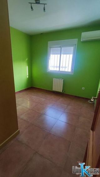 Casa adosada en venta en Linares