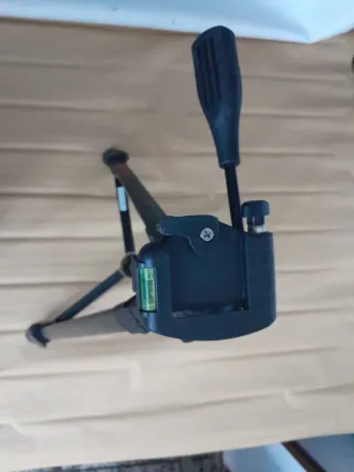 Trípode Bosch BT 150 Profesional