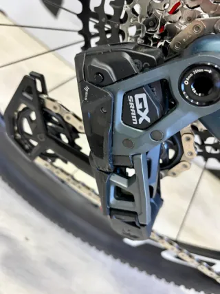 Specialized Epic Expert 2025